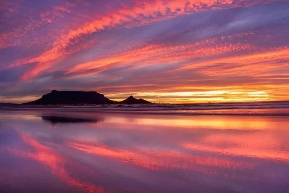 Blouberg Luxury Beachfront Apartment ブロウベルフストランド エクステリア 写真